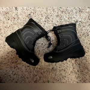 North face boys snow boots